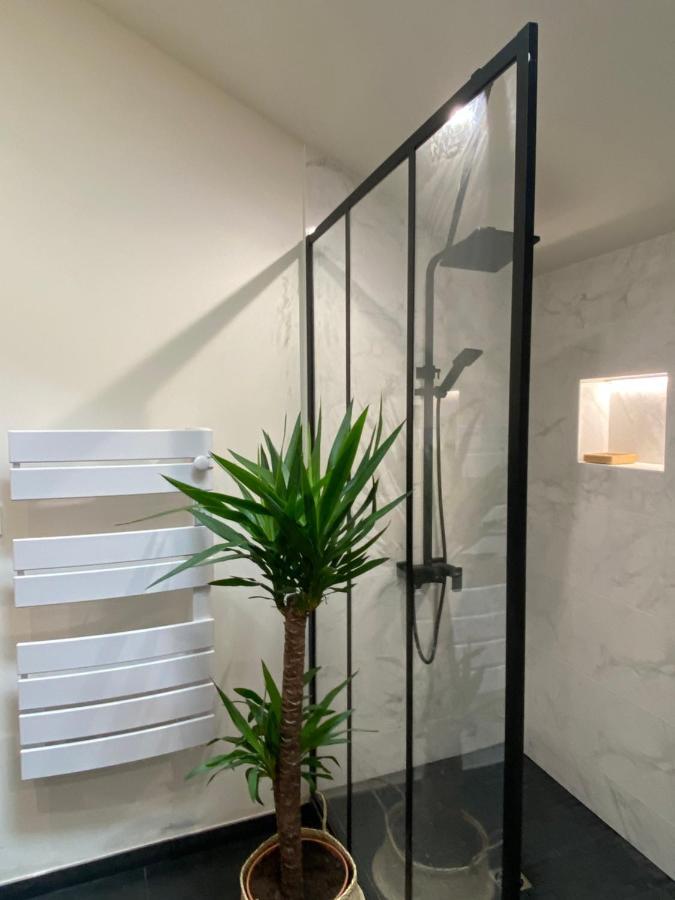 Charmant Appartement Avec Spa Фонтене-ле-Комт Экстерьер фото